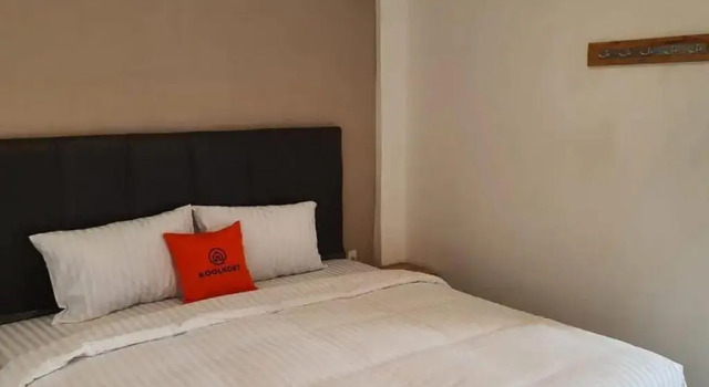 Номер Economy RedDoorz @ Jalan Kapten Muslim Medan