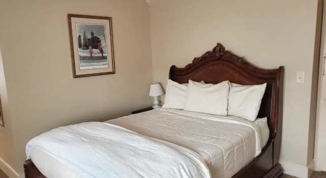 Четырёхместный номер Deluxe Lowell Inn