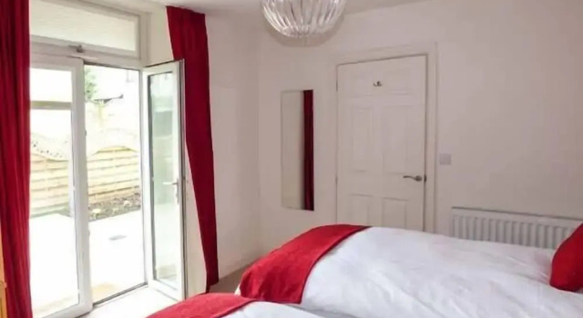 Crooklands House 3, Book Hotel Hoteller i Milnthorpe med parkering, Parkering
