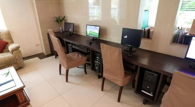 Nida Rooms Asoke 502 Subway, Забронировать Отель Бангкок провинция Бангкок, рядом с The Stock Exchange of Thailand