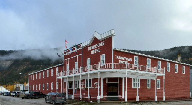 Canadas Best Value Inn - Downtown Hotel, Rezervovat Hotel Hotely v Dawson City s bazénem, Bazén