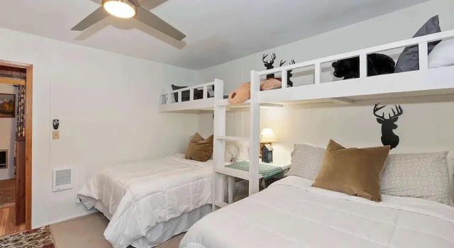 The Lazy Bear Cabin - For 6!, Reservar Casa de férias Crestline San Bernardino Mountains