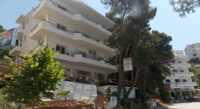 Hotel Sunrays