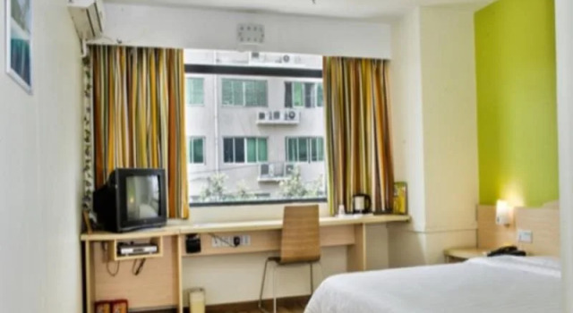 7Days Inn Shenzhen Shuibei Jewellery Mall, Забронировать Отель Лоху Шэньчжэнь, рядом с Vanguard Headquarters