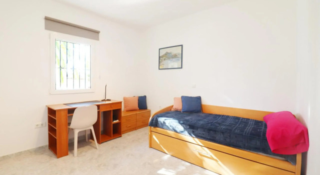Villa Alegria Spainsunrentals 1206, Забронировать Вилла Коттеджи Нерха, рядом с Пляж Бурриана, Коттедж