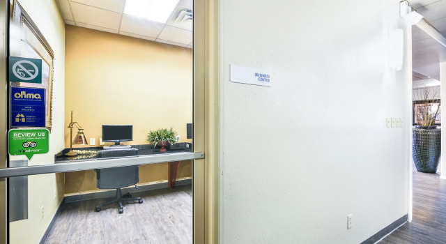 Holiday Inn Express Hotel and Suites Oklahoma City - Airport - Meridian Avenue, Book Hotel Oklahoma City Oklahoma