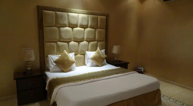 Студия Comfort Inn Al Taawon