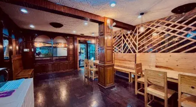 Thai teak Sathon Guest House, Забронировать Гостевой дом Бангкок провинция Бангкок, рядом с Храм Шри Маха Мариаммана