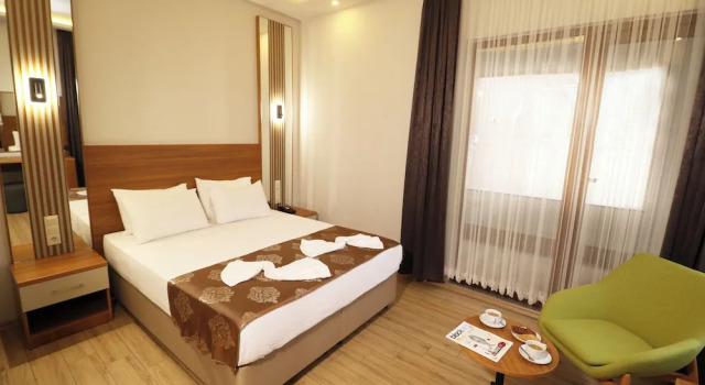 Двухместный номер Deluxe с балконом ALMIRCAN HOTEL