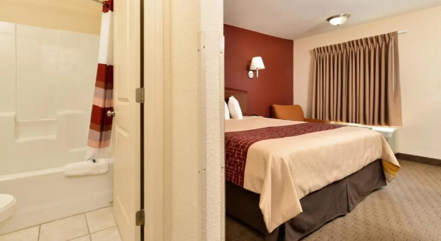 Двухместный номер Deluxe Red Roof Inn Dalton