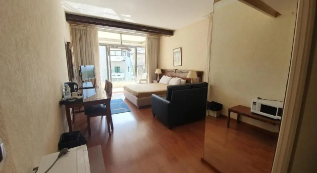 Двухместный номер Standard Holiday Home Suites
