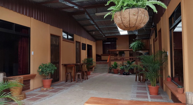 Greemount Hotel, Rezervovat Hotel Hotely v Puntarenas s parkováním, Parkování
