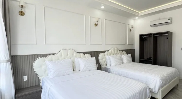 Номер Deluxe Paris Hotel