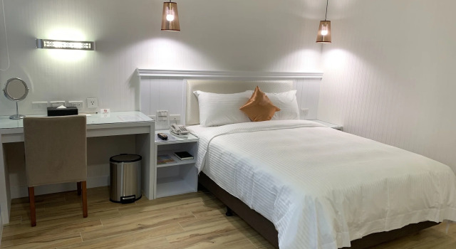 Joy Hotel