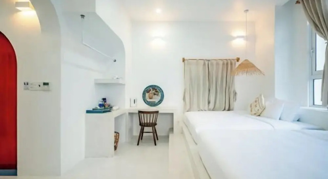 Happiness Hotel