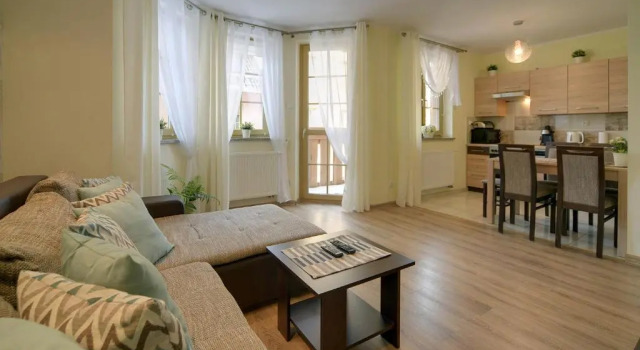 Апартаменты c 1 комнатой с балконом Przytulne Apartamenty Sun Seasons 24 w Szklarskiej Porębie by Noclegi Renters