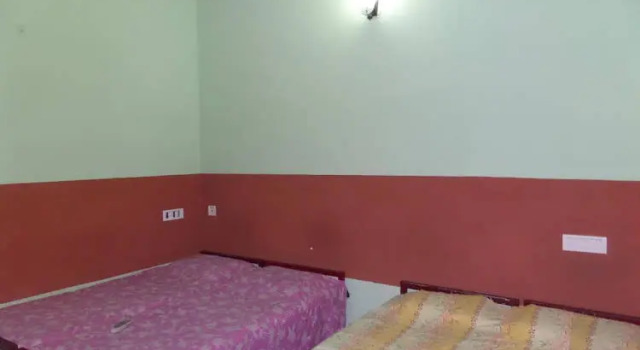 Pooniyiel Homestay, Забронировать Отель Отели штата Кералы с парковкой, Парковка