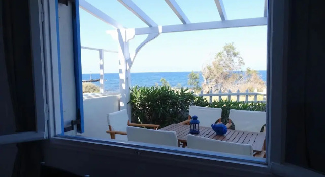 Семейный коттедж с 3 комнатами NAMA Beach House