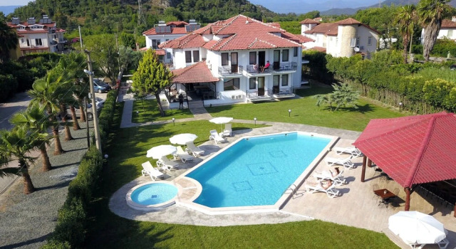 Soho Hotel Dalyan, Забронировать Отель Отели Побережья Даламана с парковкой, Парковка
