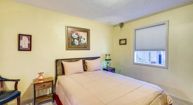 Коттедж с 2 комнатами Eureka Springs Rental - Walk to Downtown!
