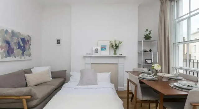Light Filled Studio With View of Regents Park, Забронировать Отель Лондон Большой Лондон, рядом с Бейкер стрит