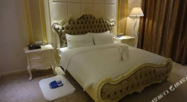 Люкс Deluxe Island Hotel