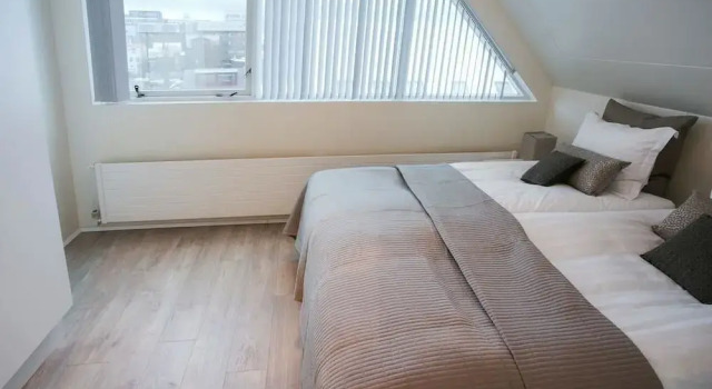 Penthouse downtown Free parking, Забронировать Отель Отели Хёвюдборгарсвайдид с парковкой, Парковка