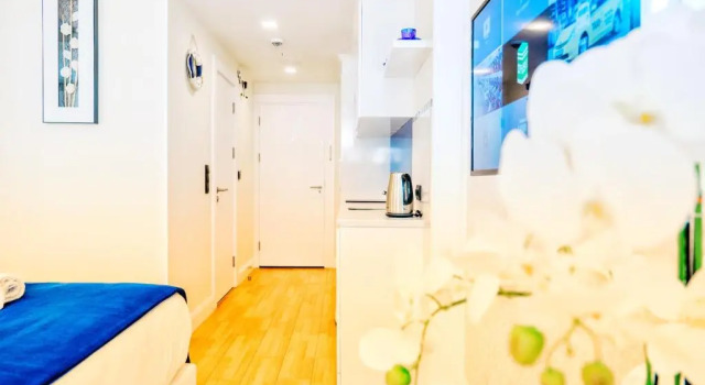 Студия Orbi City Queer5*