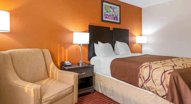 Двухместный номер Standard Rodeway Inn Coopersville