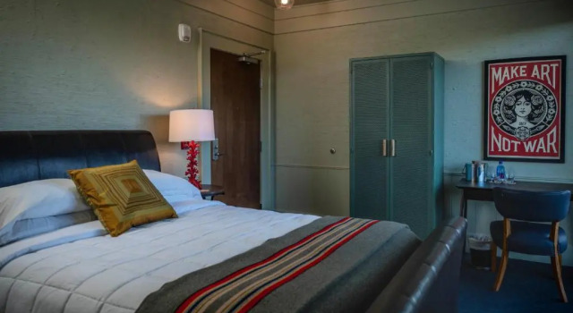 Двухместный номер Standard с балконом Hotel Broad Ripple