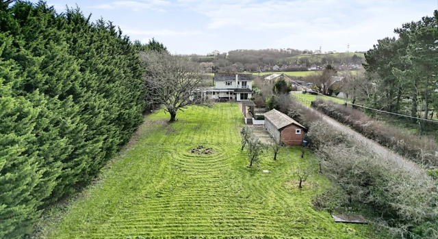 Коттедж Binfield House