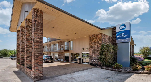 Best Western Sherwood Inn, Забронировать Отель Кларксвилл Ozarks