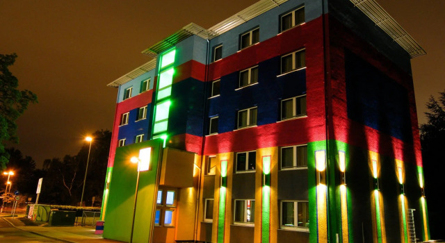 Petul Apart Hotel "City Garden", Забронировать Апарт-отель Отели Эссен с парковкой, рядом с Торговый центр Limbecker Platz, Парковка