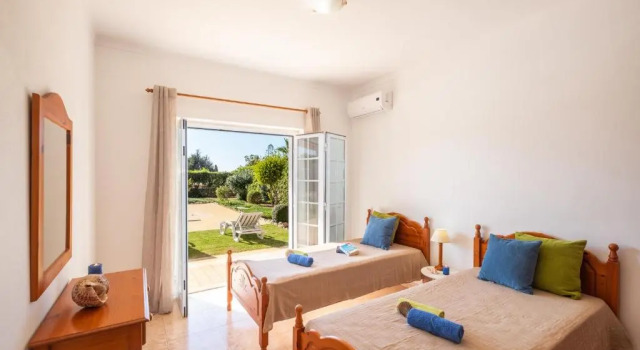 Вилла Villa Sunrise - com piscina privada e BBQ em Carvoeiro