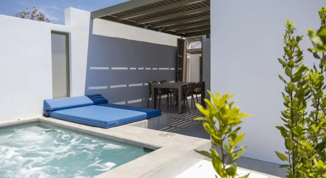 Апартаменты Deluxe White Holidays Project