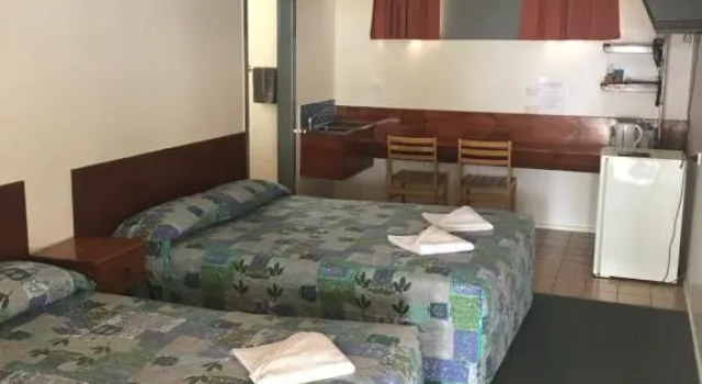 Четырёхместный номер Standard Blackall Coolibah Motel