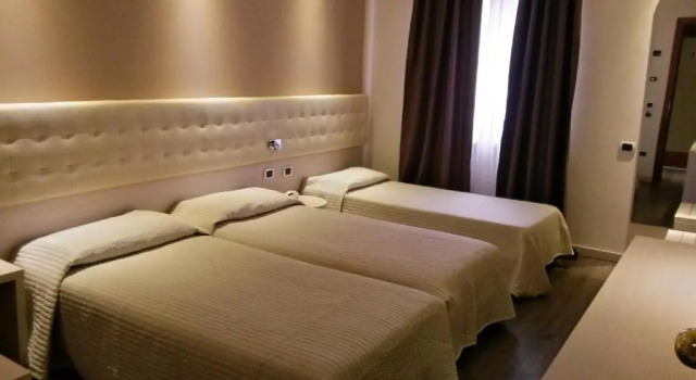 Трёхместный номер Deluxe Hotel Norden Palace