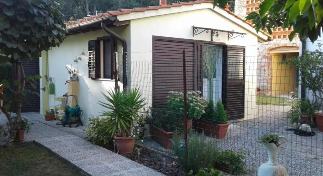 Апартаменты Da Lilly Apartment