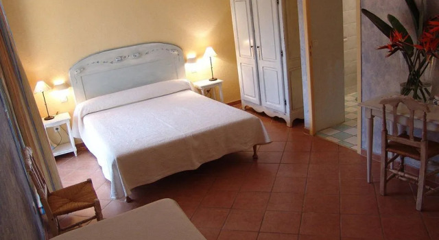 Hôtel Castel d'Orcino, Varaa Hotelli  
