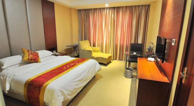 Wei Shan Lake Hotel, Buchen Sie Hotel 3-Sterne-Hotels in Jining, 3*