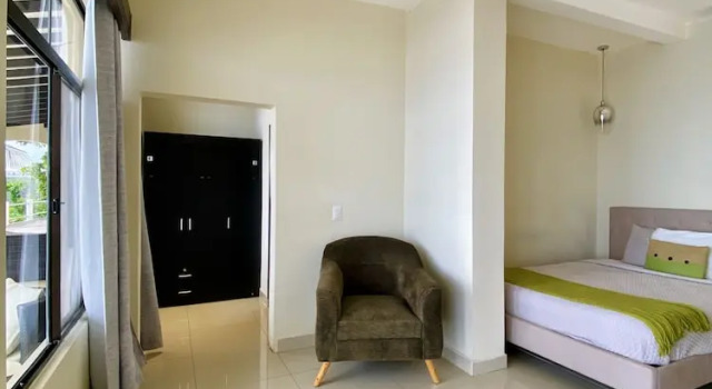 Номер Standard с балконом Vista Las Olas Resort