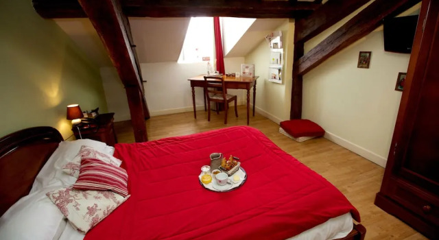 Двухместный номер Standard LAlzire - Logis Auberge Culturelle