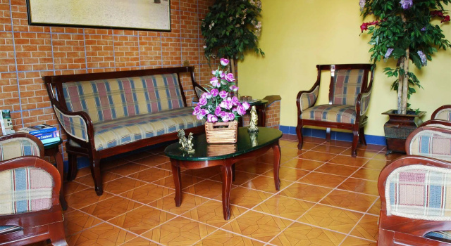 Guayaquil Hostel Suites Madrid