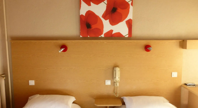 Hôtel Terminus Gare Nîmes, Rezerwuj Hotel Nimes Gard