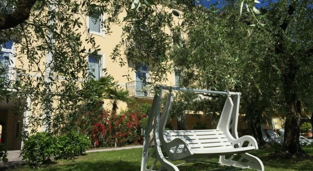 Aparthotel Englovacanze, Забронировать Апарт-отель Рива-дель-Гарда Alto Garda e Ledro