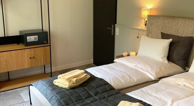 Номер Luxury BESOTEL Erkrath - 20 Wohnungen 2 Standorte 35 Schlafzimmer 29 Badezimmer 52 Betten für 73 Gäste