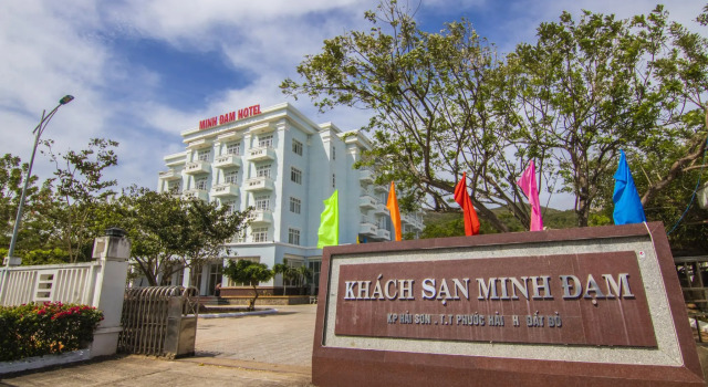 Minh Dam Hotel