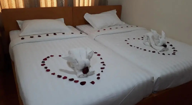 Shwe Yone Minn Hotel, Boek Hotel Nyaung-U Mandalay Region