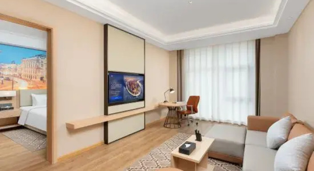 Двухместный люкс Deluxe Vienna International Hotel Wuhu Bay Zhicheng South Branch