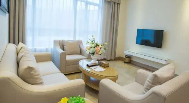 Двухместный люкс Haishe Holiday Hotel (Shenzhen Jiaochangwei)
